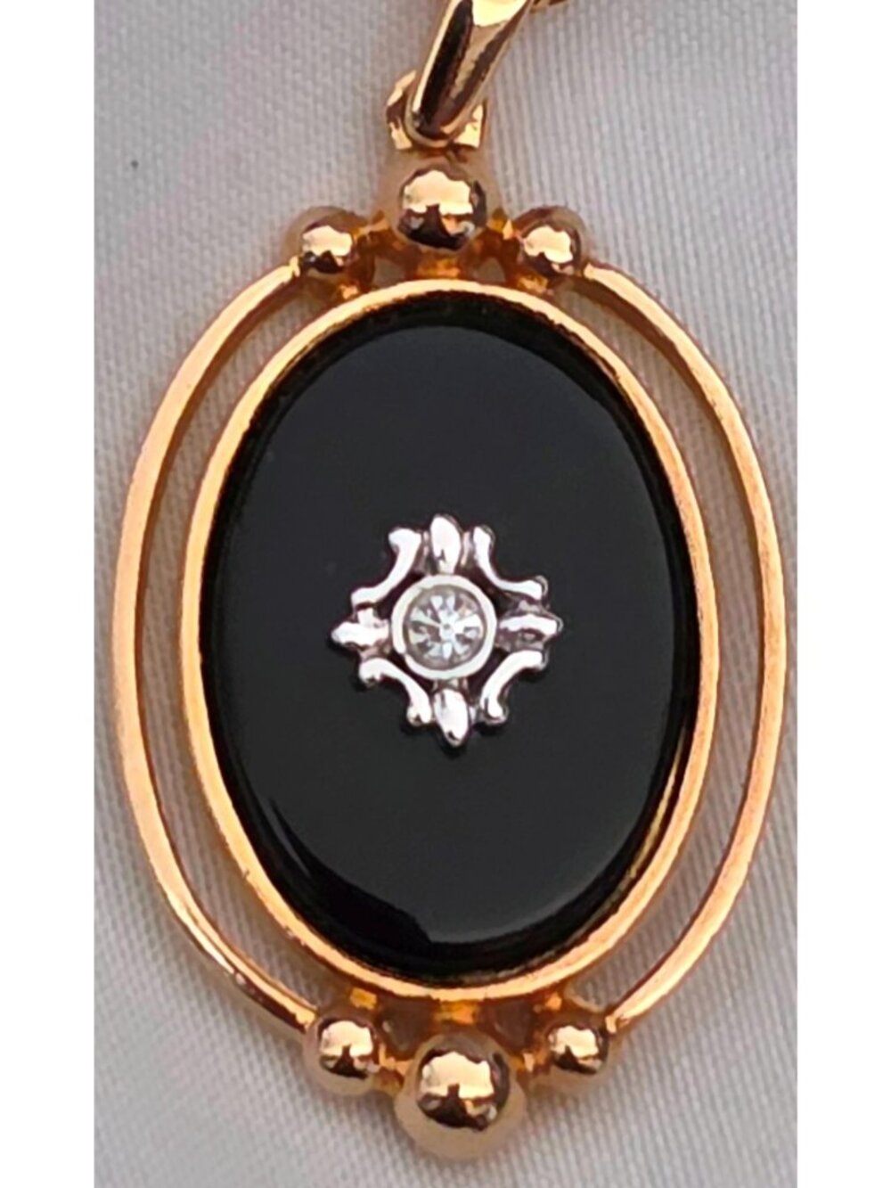 Avon VICTORIAN style REVERSIBLE PENDANT NECKLACE black onyx gold-tone 20" chain - Picture 15 of 16